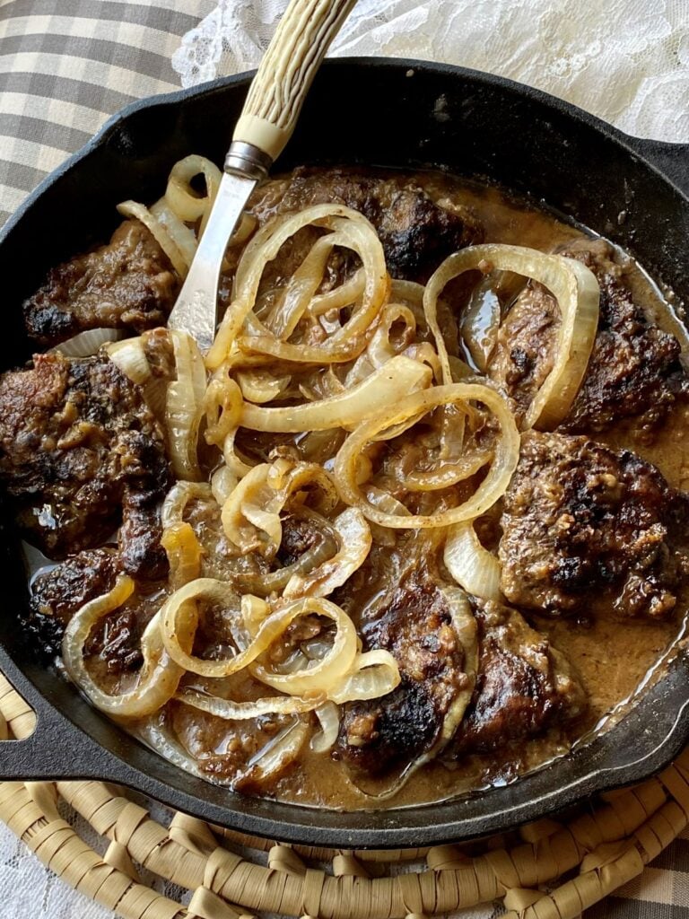 How to Make Beef Liver and Onions